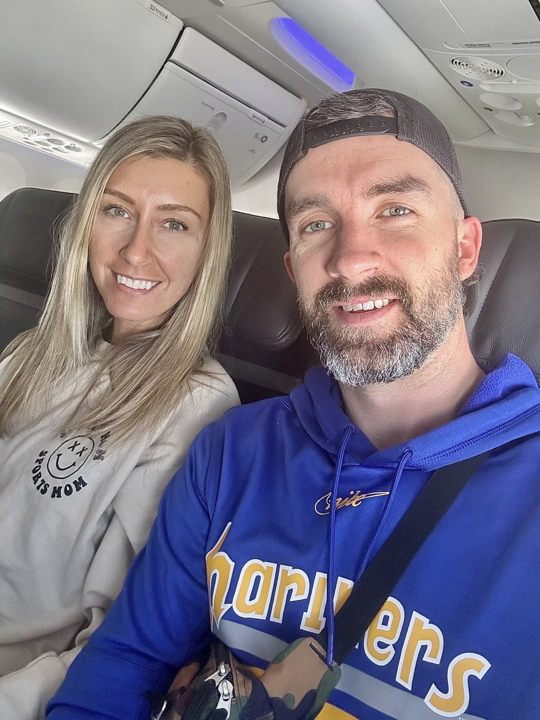 Loose pussy wife Helen and hubby vacation in Mexico