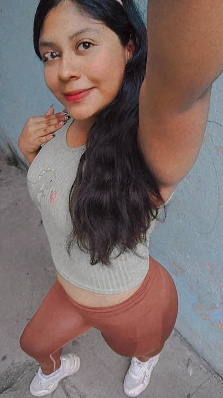 Click to view full size Que perra es Eli