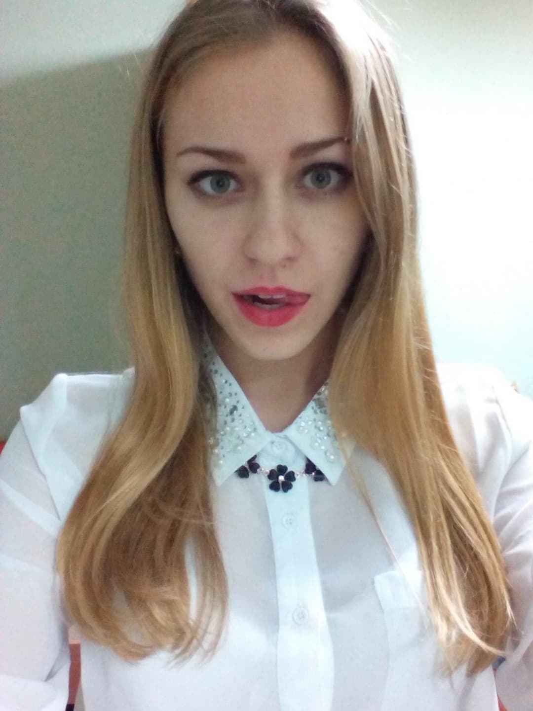 Real amateur babe deepfakes (+originals)