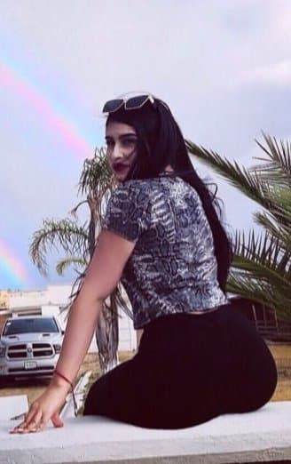 Chica buchona hermosa y de muy buen cuerpo