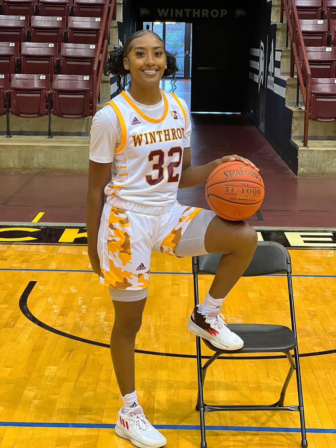 Basketball Ebony Myjah nude video for sale 50$ 50$ 50$ PAYPAL ONLYY