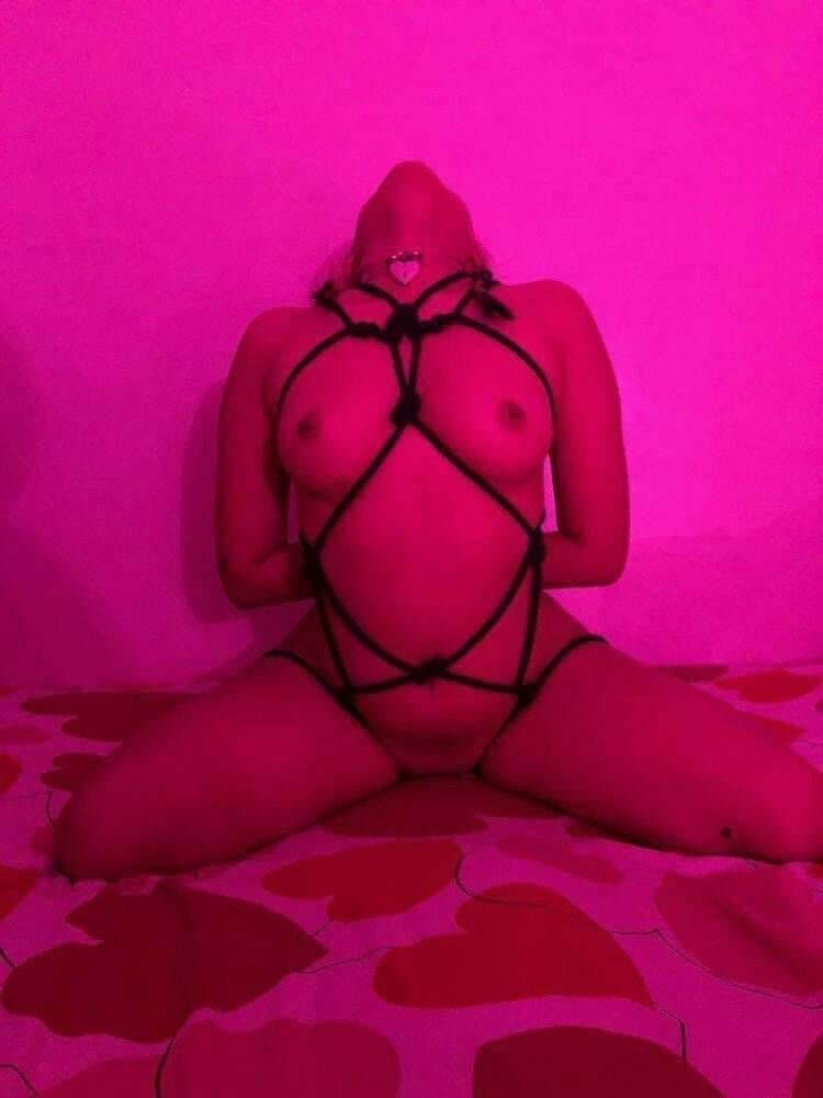 Horny Asian Slut Wife Katy