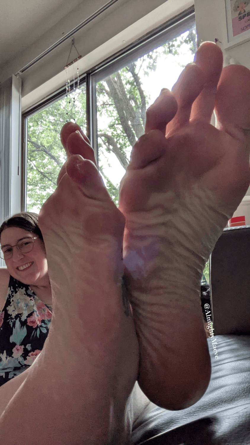 Freak nasty gooey cheesy smelling feet upstate unite pt2.