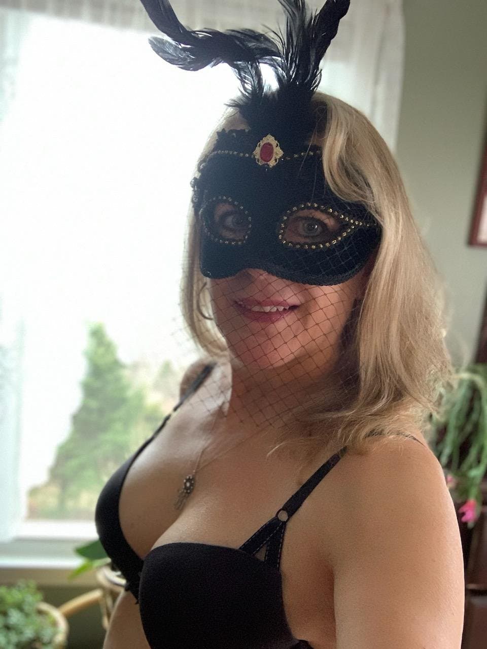 Flight Attendant Julie Abernathy For Your Pleasure