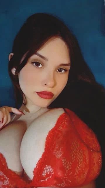 Click to view full size Sexy slut gigantic ass big tits - part 1