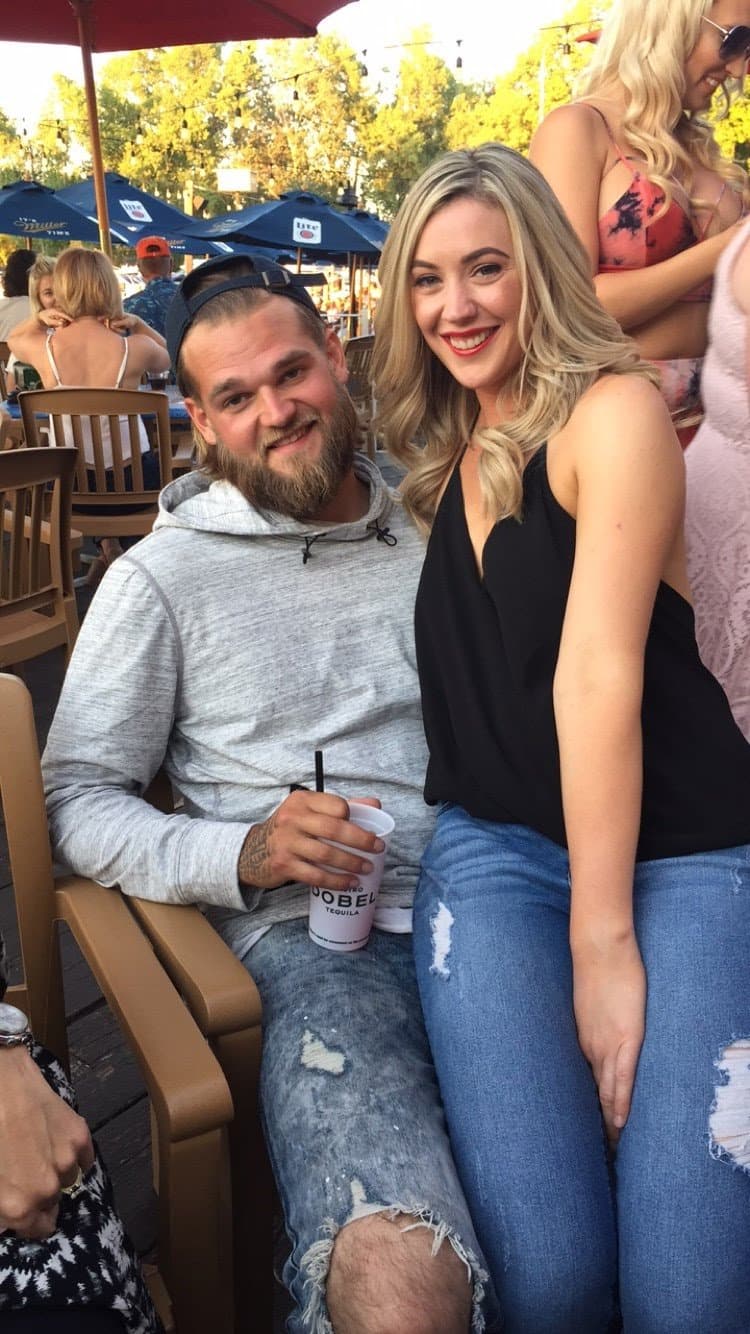 Dinner with Dalt before ladies night on a party bus and going home with the birthday boy ?