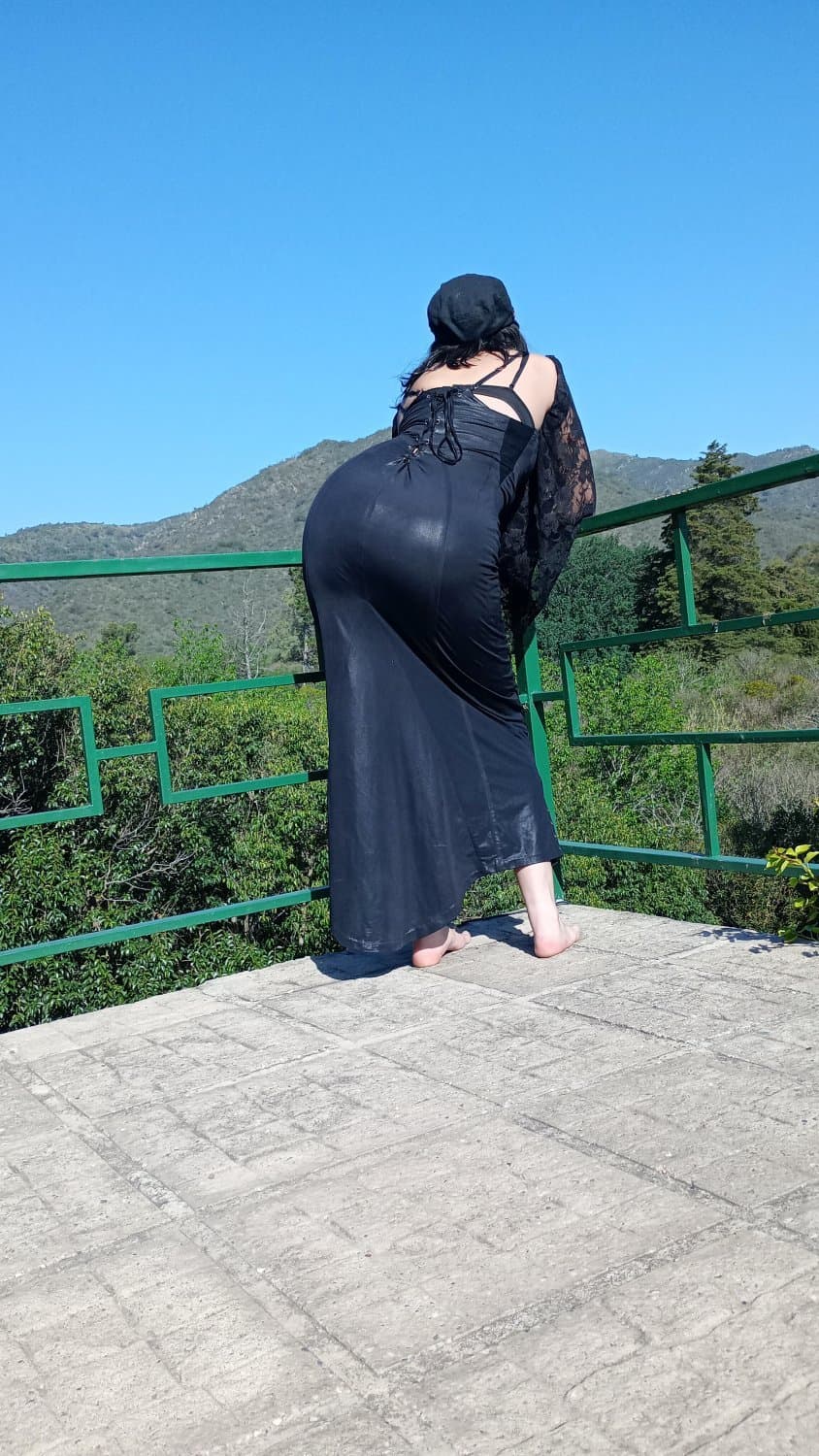 Vazou Novinha gótica fazendo um amador gostoso com primo! videos novos vazado brasil erome