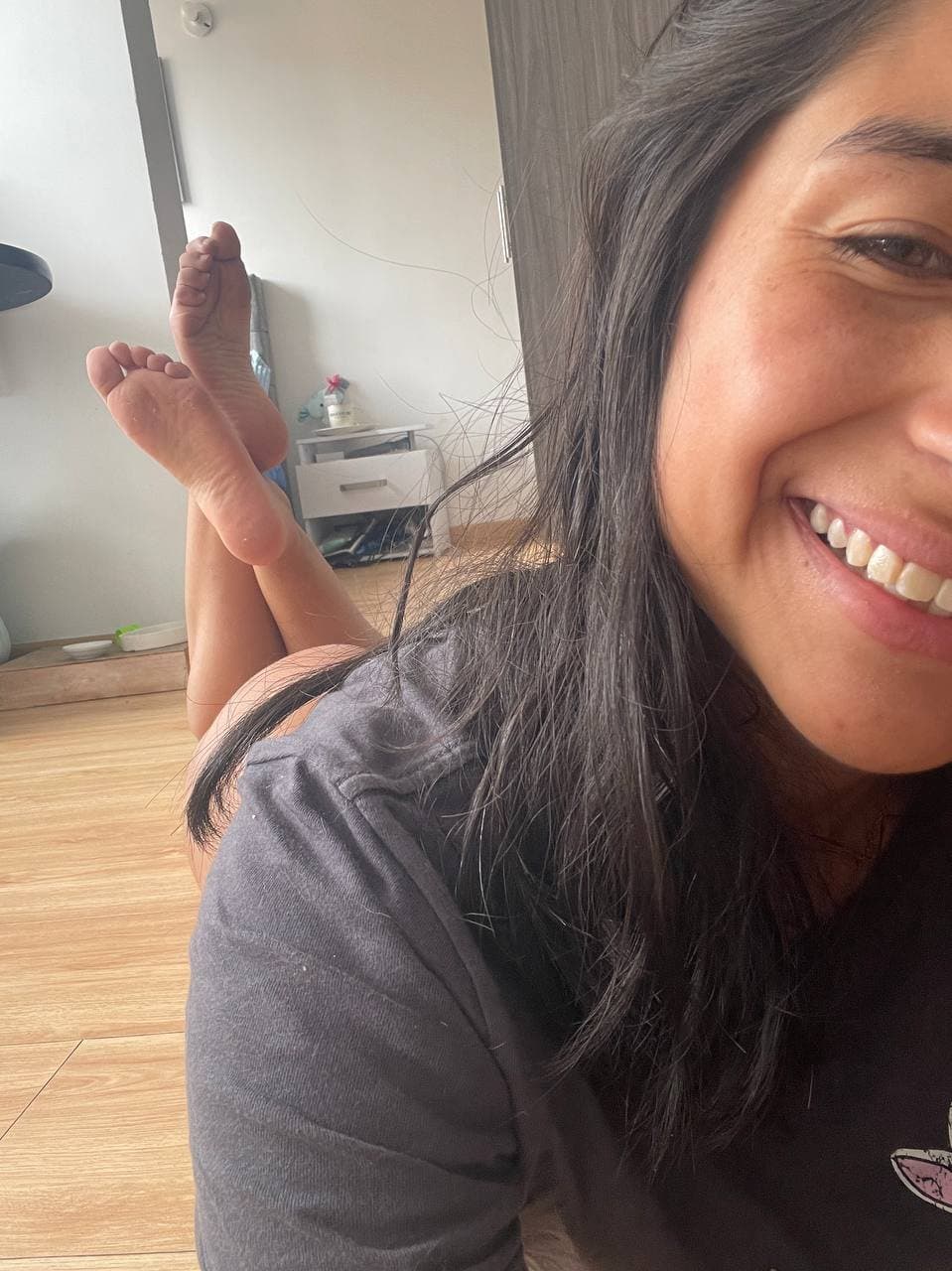 curvy and sexy..my ass is waiting for your eyes