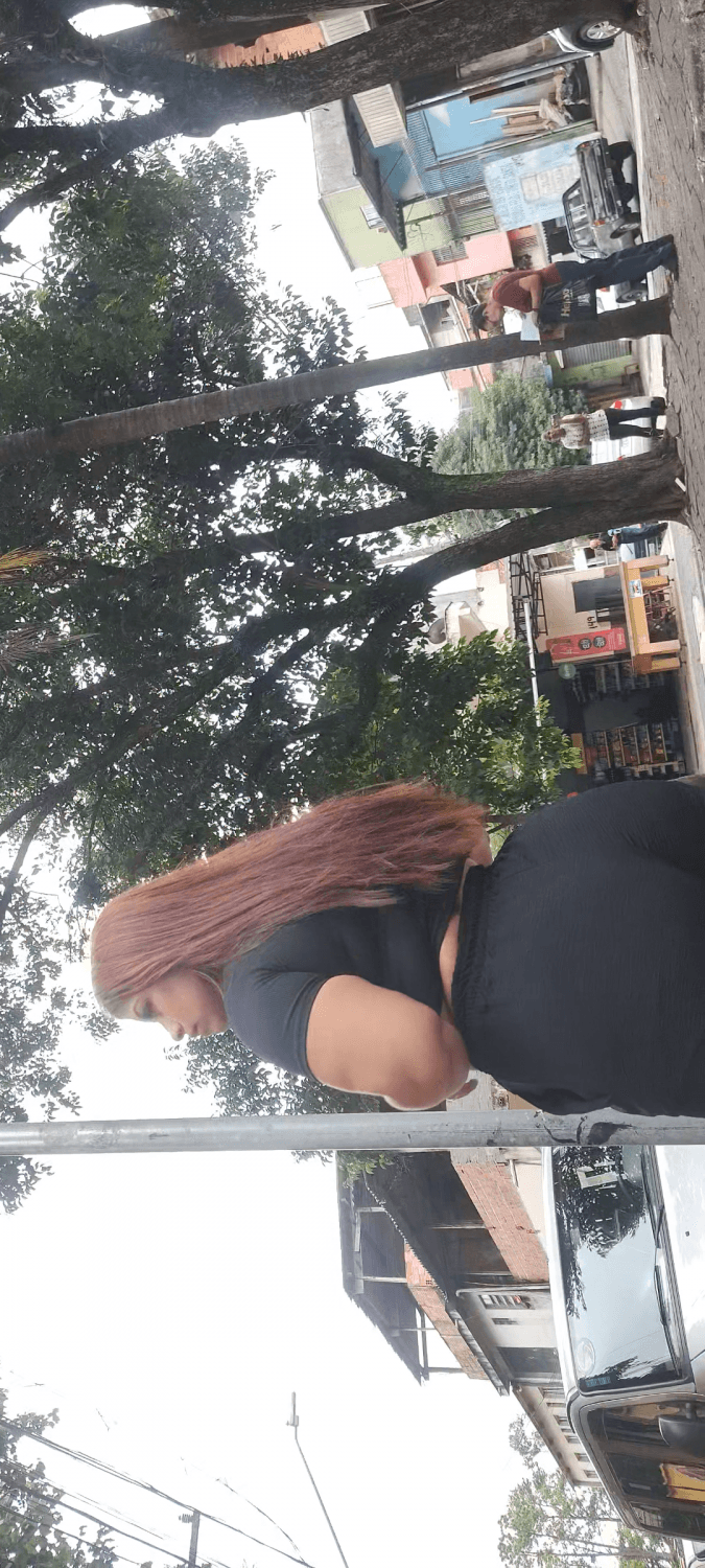 Aleatory bitch • Giant ass ?