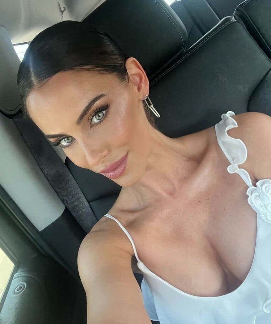 Jessica Lowndes Big Tits & Banging Body Has Me Throbbing for More ? She So Fucking Gorgeous ?