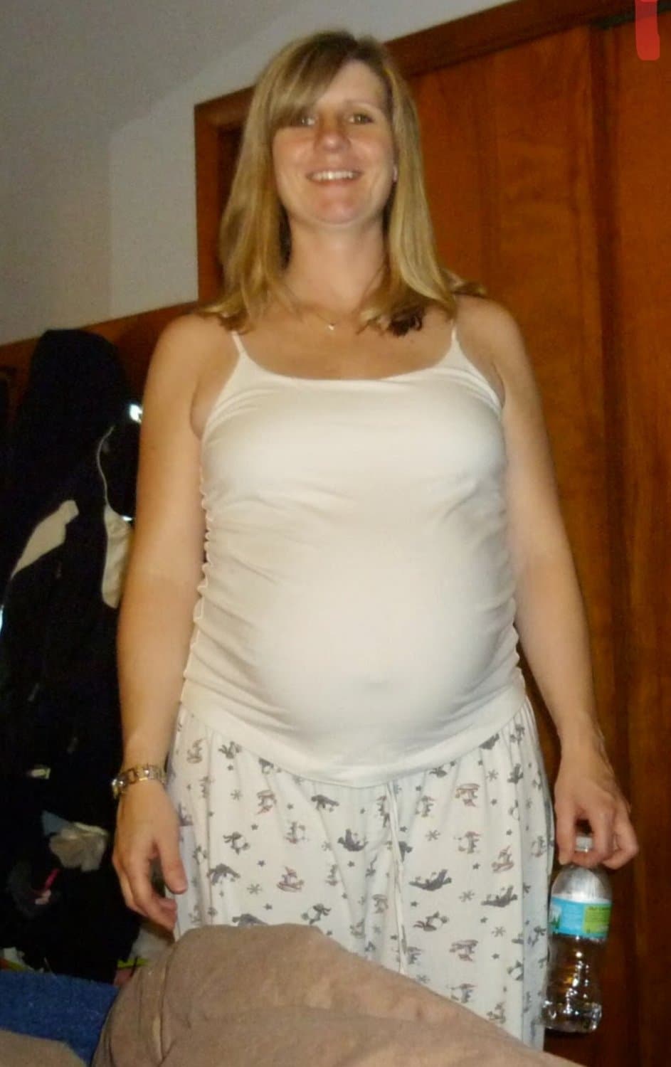 Tanja, regular mom by day, hogtied bondage slut by night.