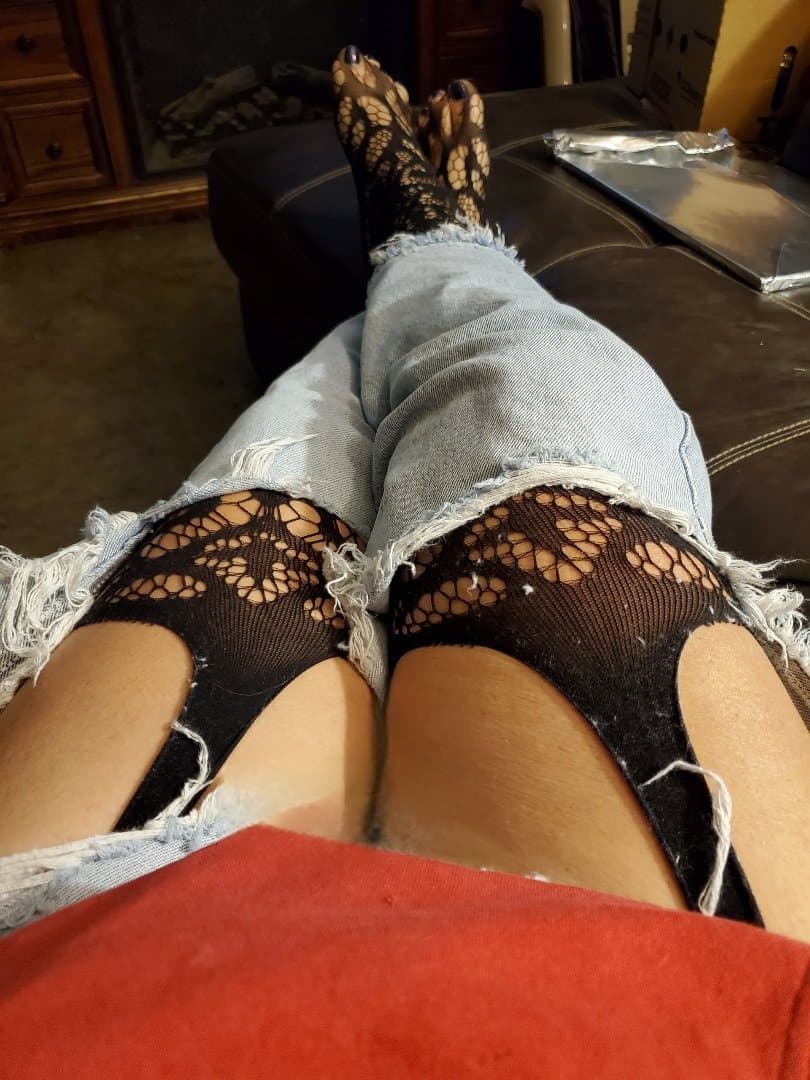 She loves her garter nylons