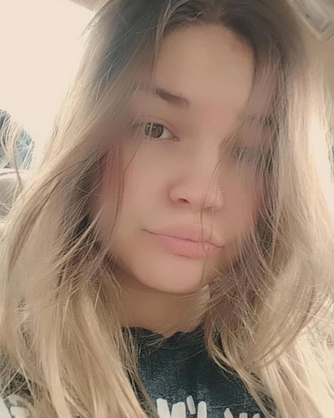 BAD BITCH TT GOONING US FOR FUN