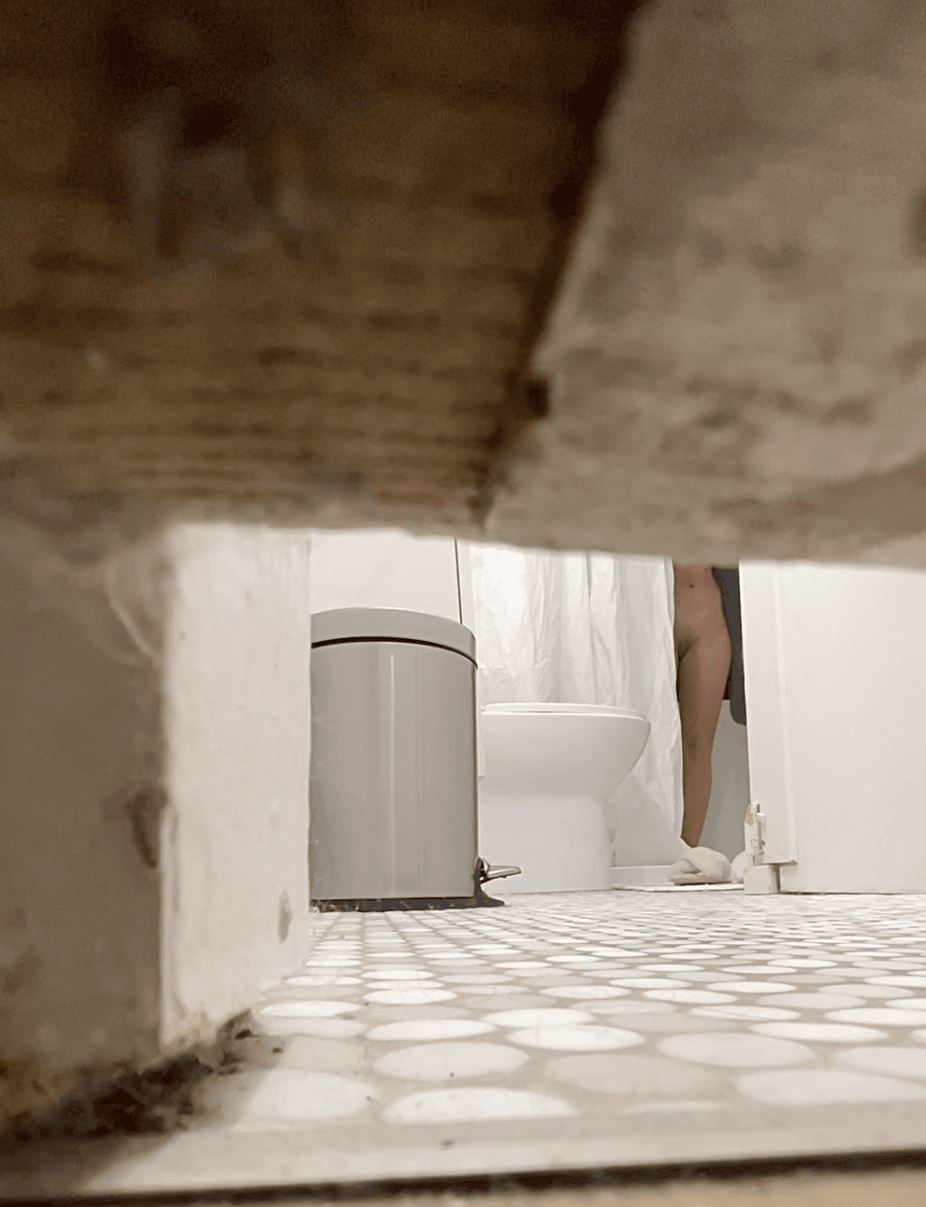 Caught roommate in the shower