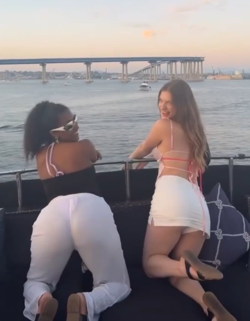 Lauryn San Diego Snowbunny (If you know her or have more hmu)