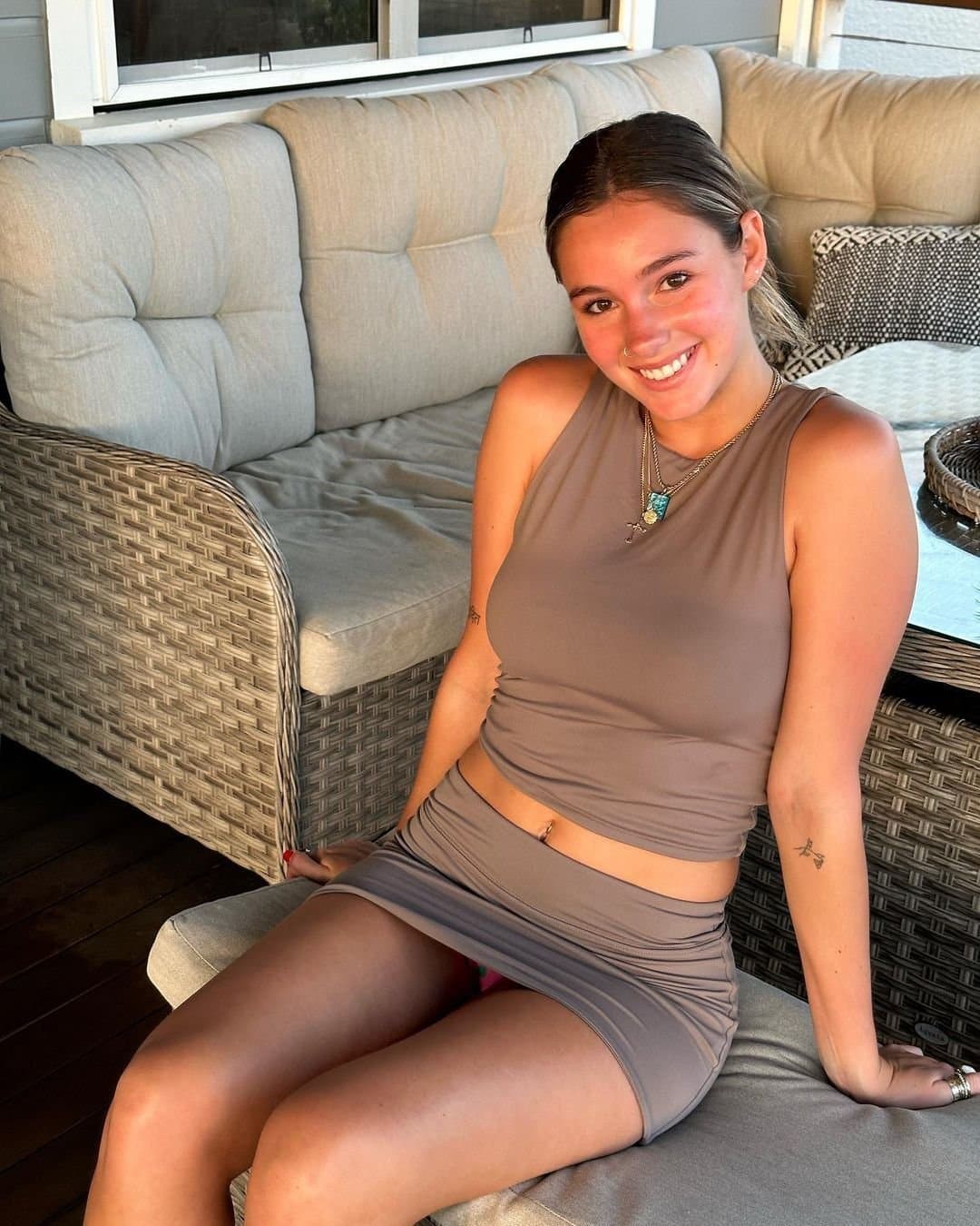 seriously need to stop hanging out with my cousin