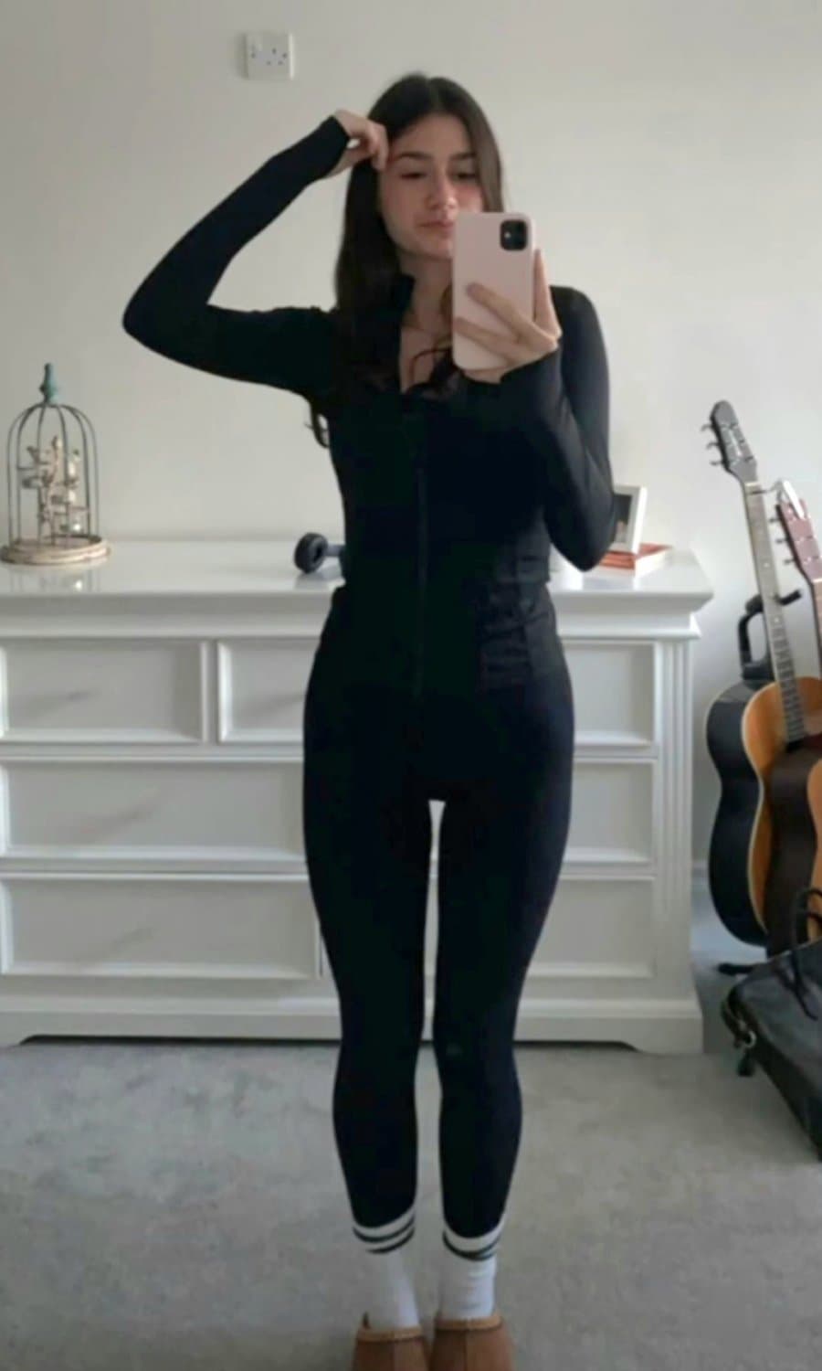 18yo Annabel loves to show off her teen body ;)