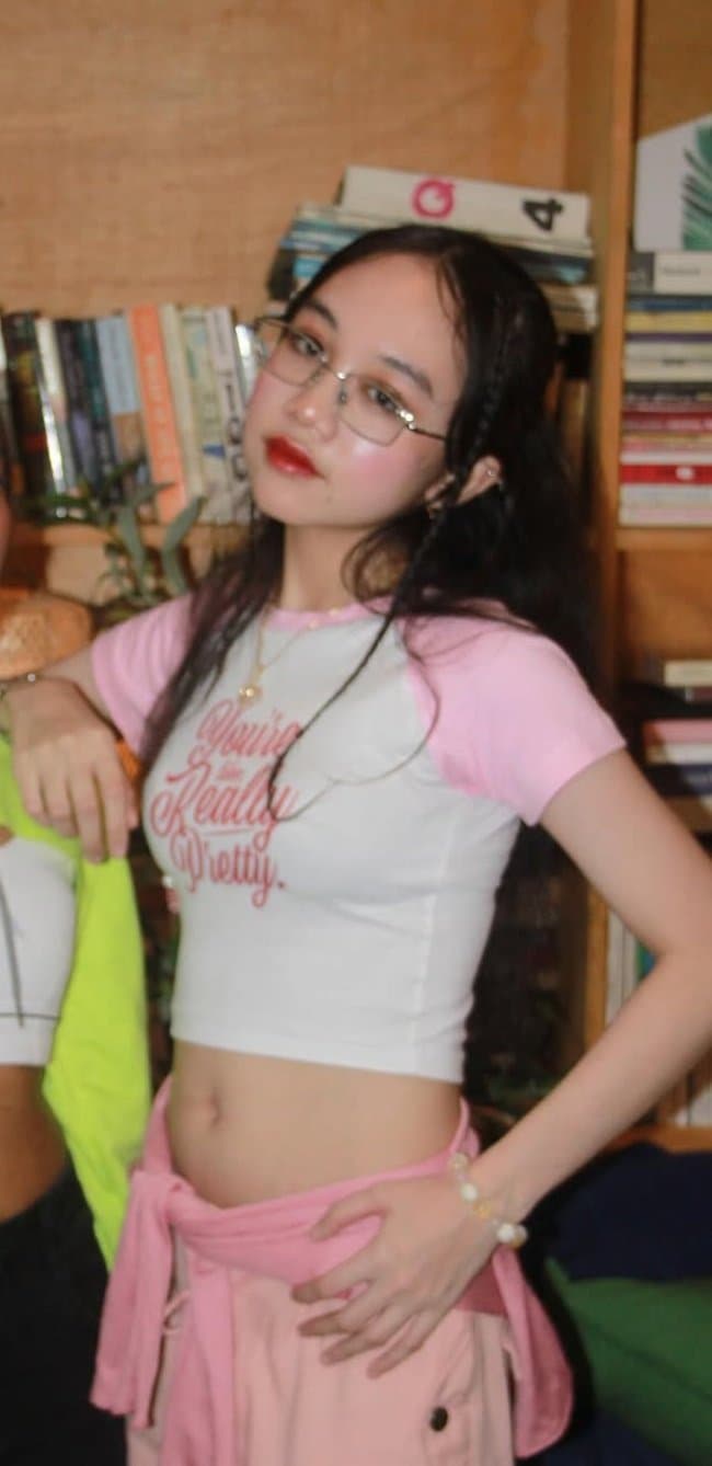 angel is backk! Can someone impregnate her?