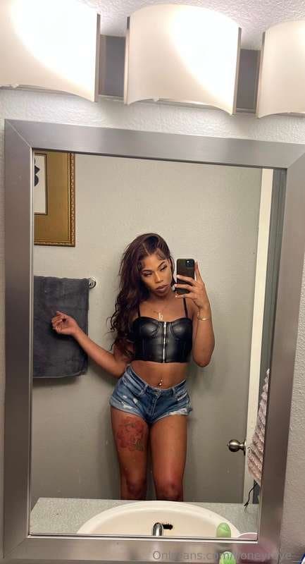 Ts ebony sexy shemale honeyraye