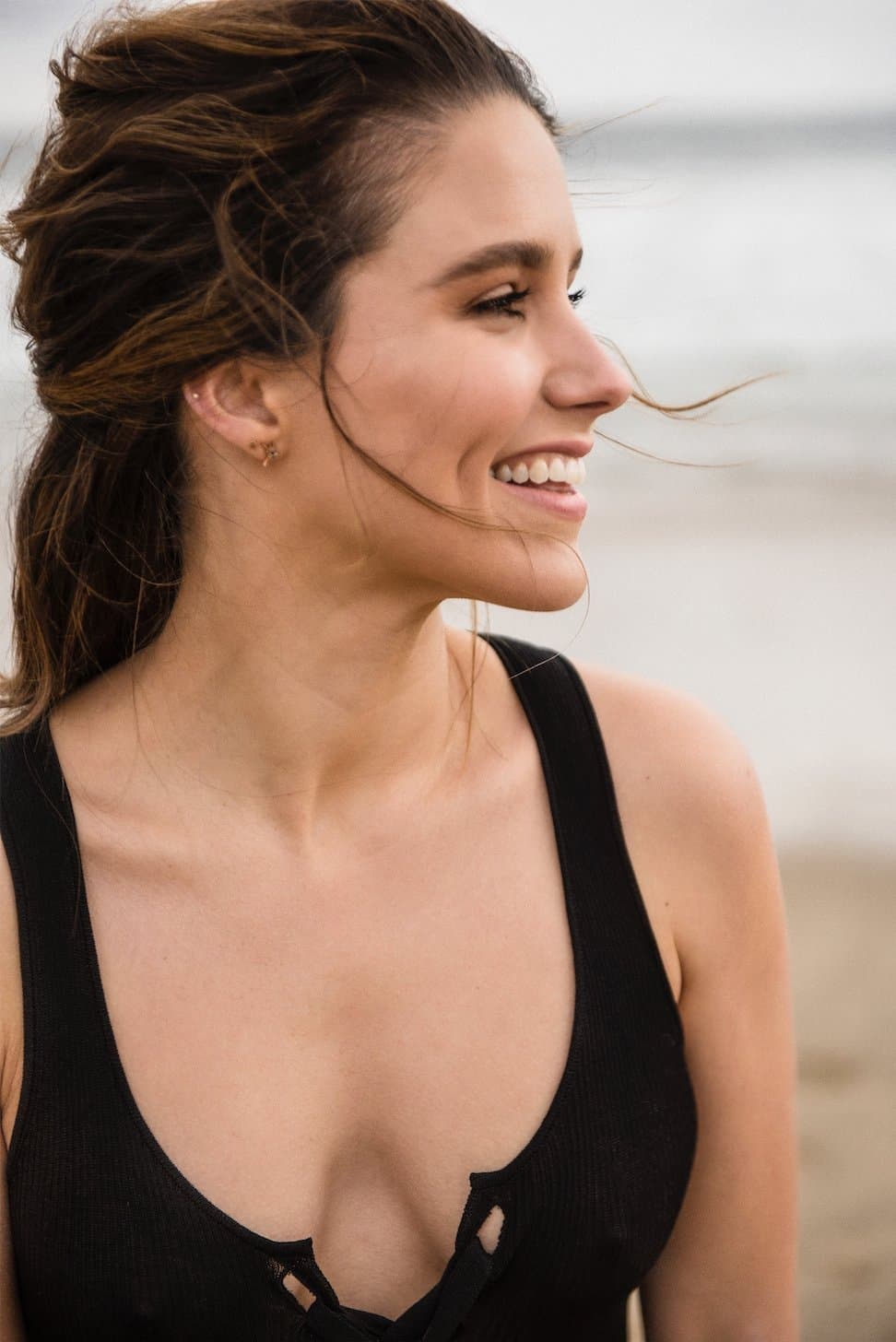 Sophia Bush is so Fucking Sexy what Great Banging Body! she makes for a Great Cum Target ??