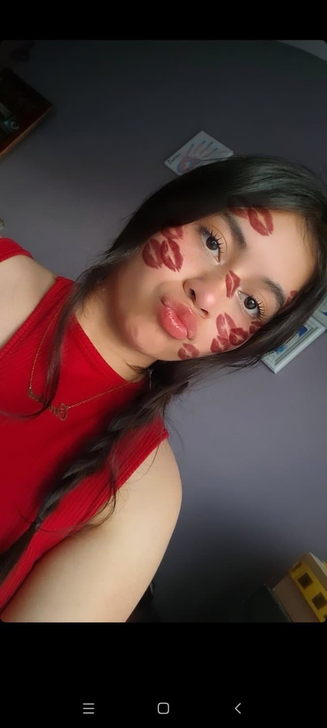 Una cogida a mi novia la más puta y zorra , me dice que ella es mi puta. Más en el perfil.