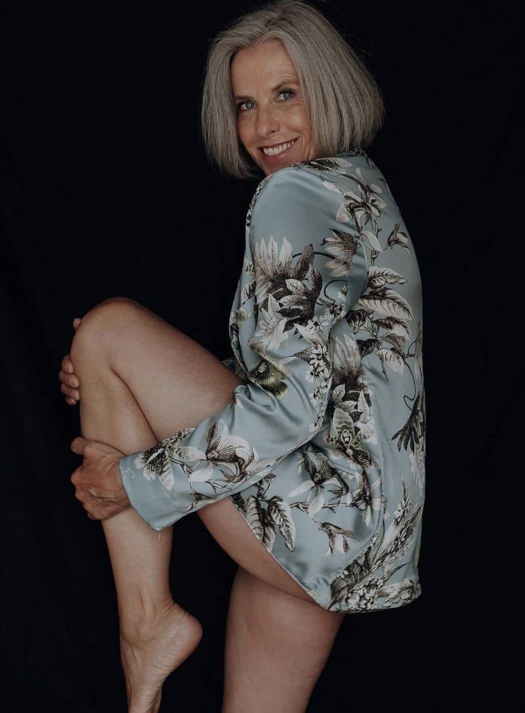 Classy mature AI beauty Part 2