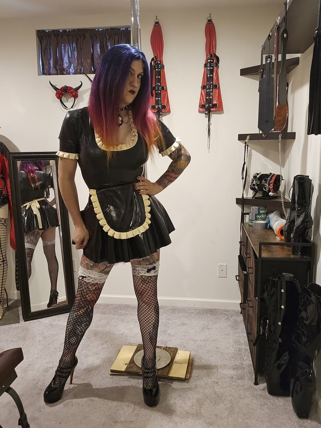 Comment what you’d do to this pathetic trans sissy latex whore.Tiffany minx @tiffanyminxcosplay