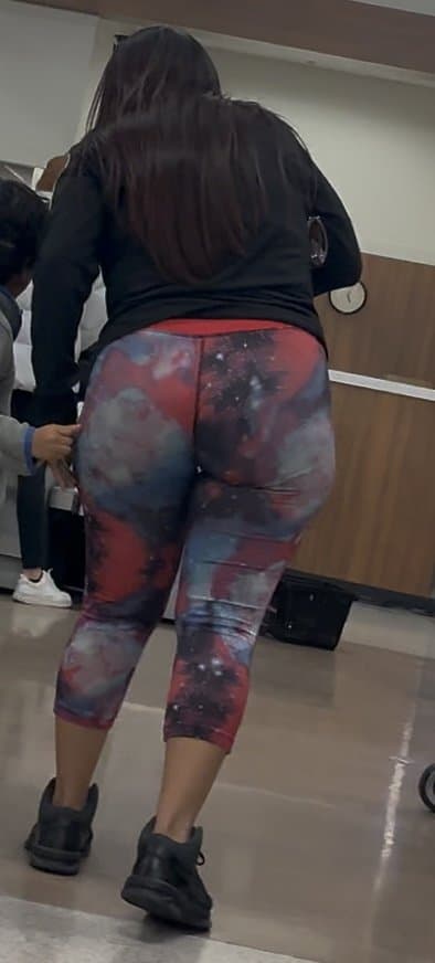 Galaxy leggings Cuban MILF
