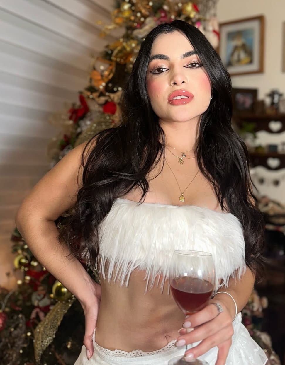 Briella, una Gordita con Lindas Teticas y Rico Culote ??