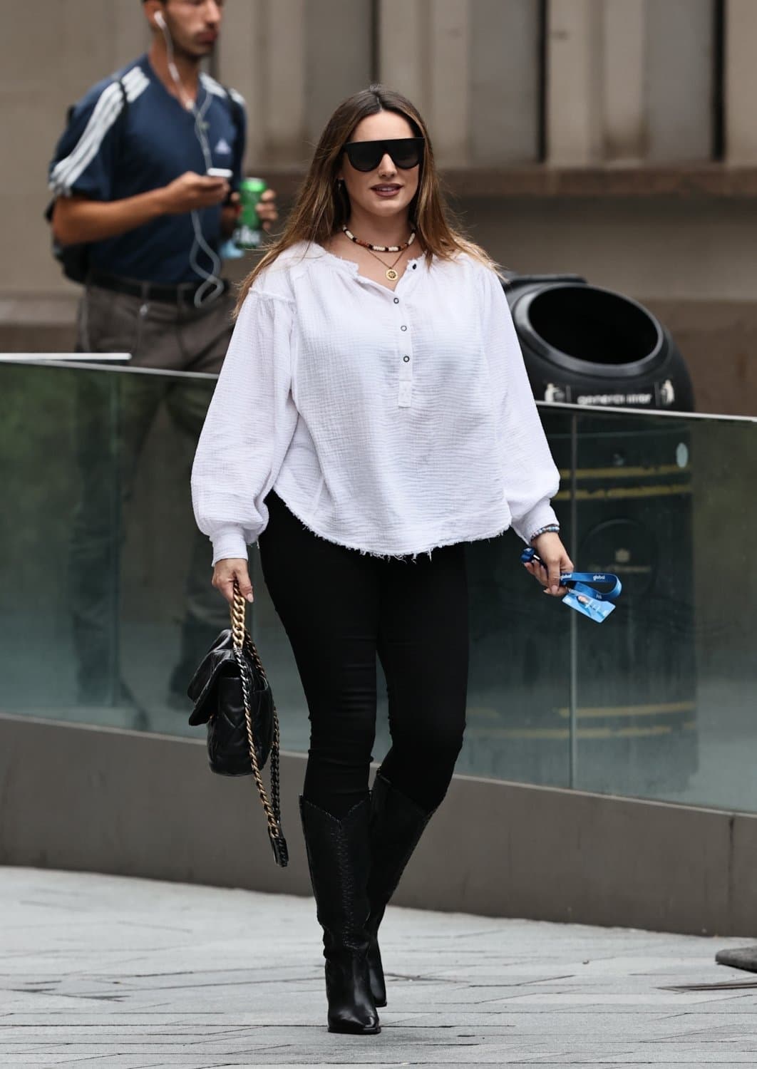 Kelly Brook - Black Knee High Leather Boots