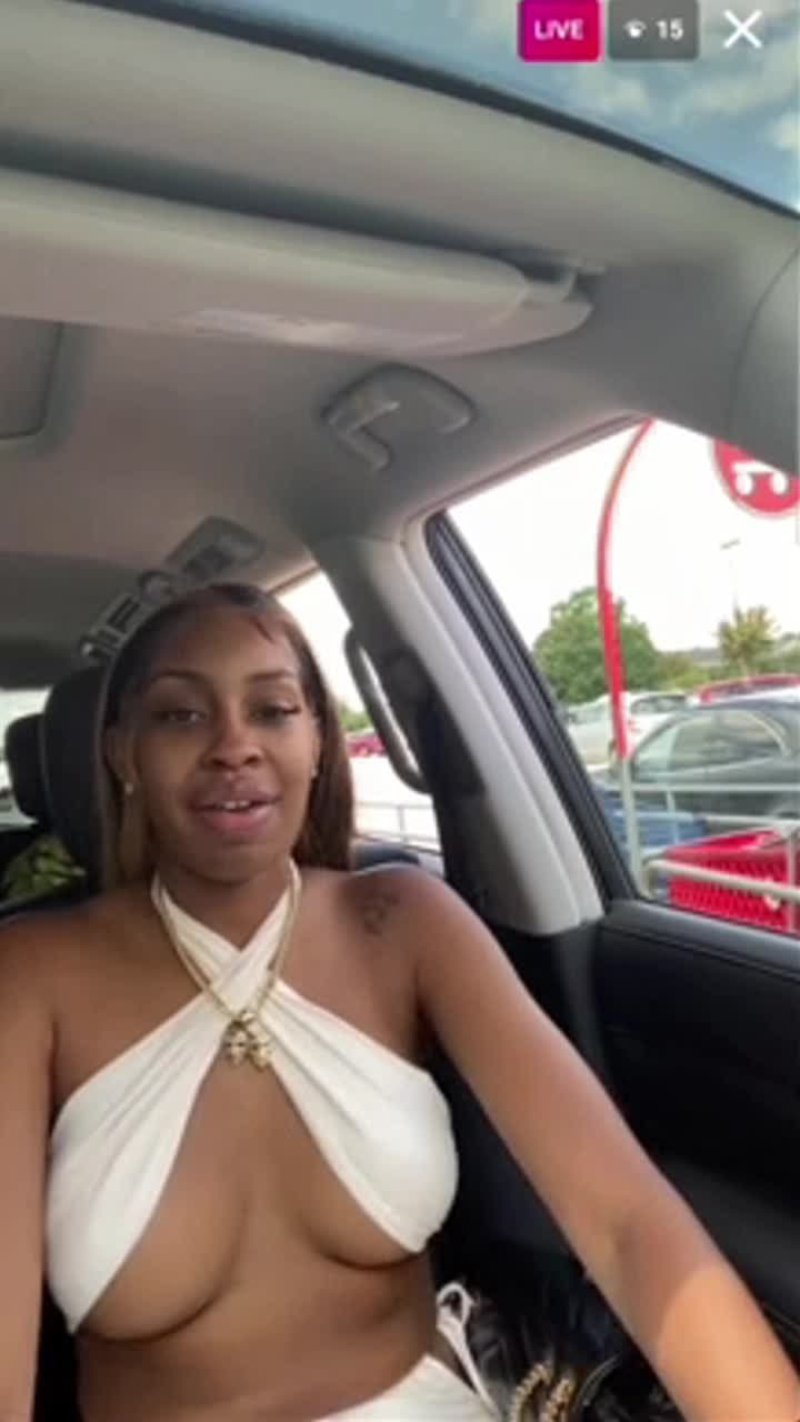 Click to view full size CELEBRITIES Nipple Slip IG Live (Cardi B, Halle Bailey, Megan Thee Stallion...)