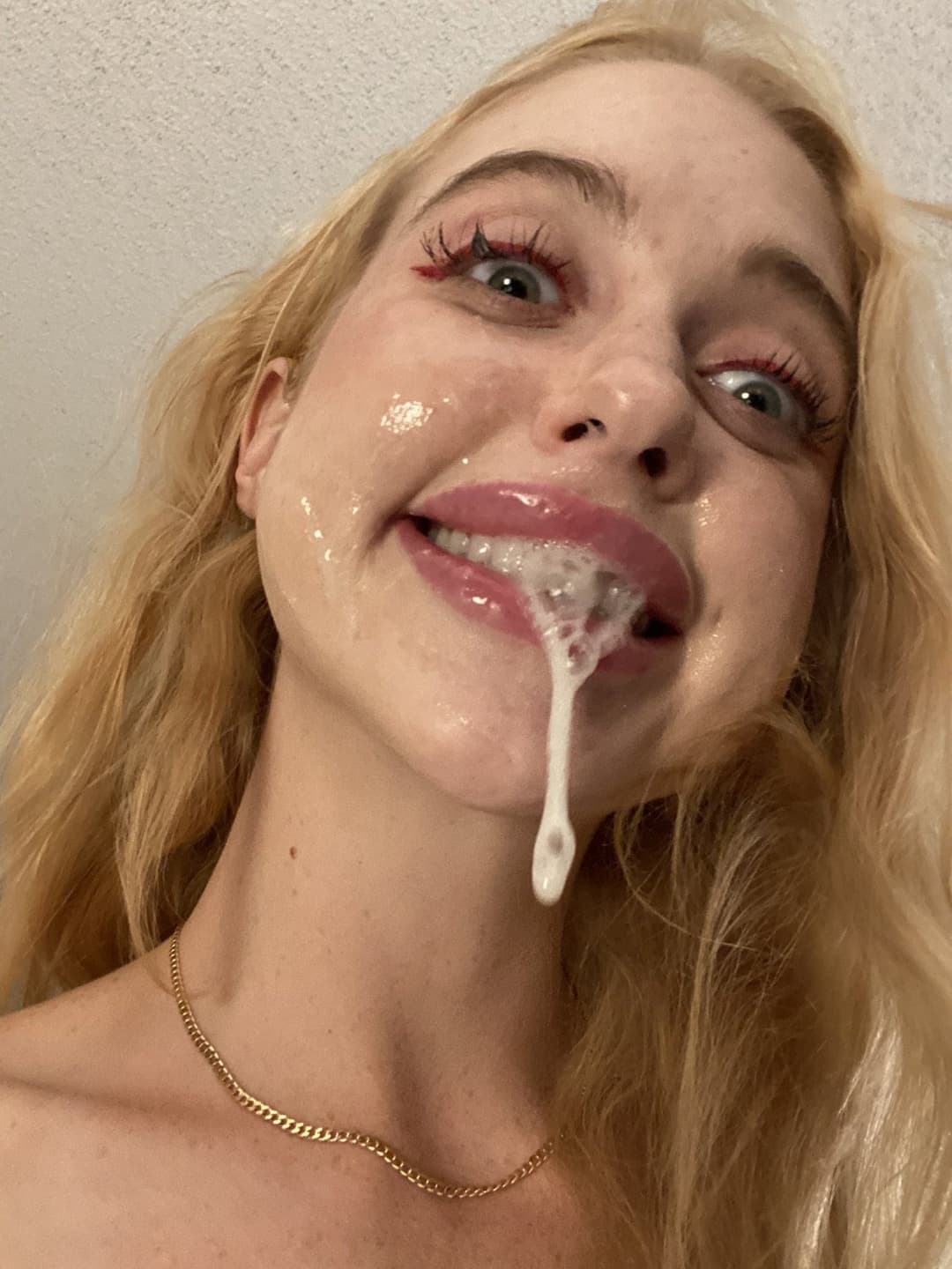Disgusting (HUGE) Cum Facial Sluts