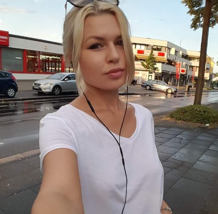 EVA aka THIANA aka TANIA 03 KREFELD - DÜSSELDORF