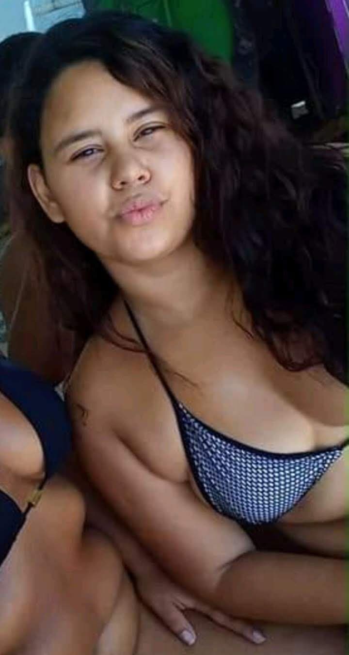 ESSA SAFADA GOSTOSA MERECE QUANTAS GOZADAS?