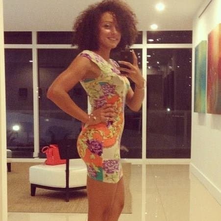 While on spring break, Inez used a fake name while getting naked and masturbating for G G W