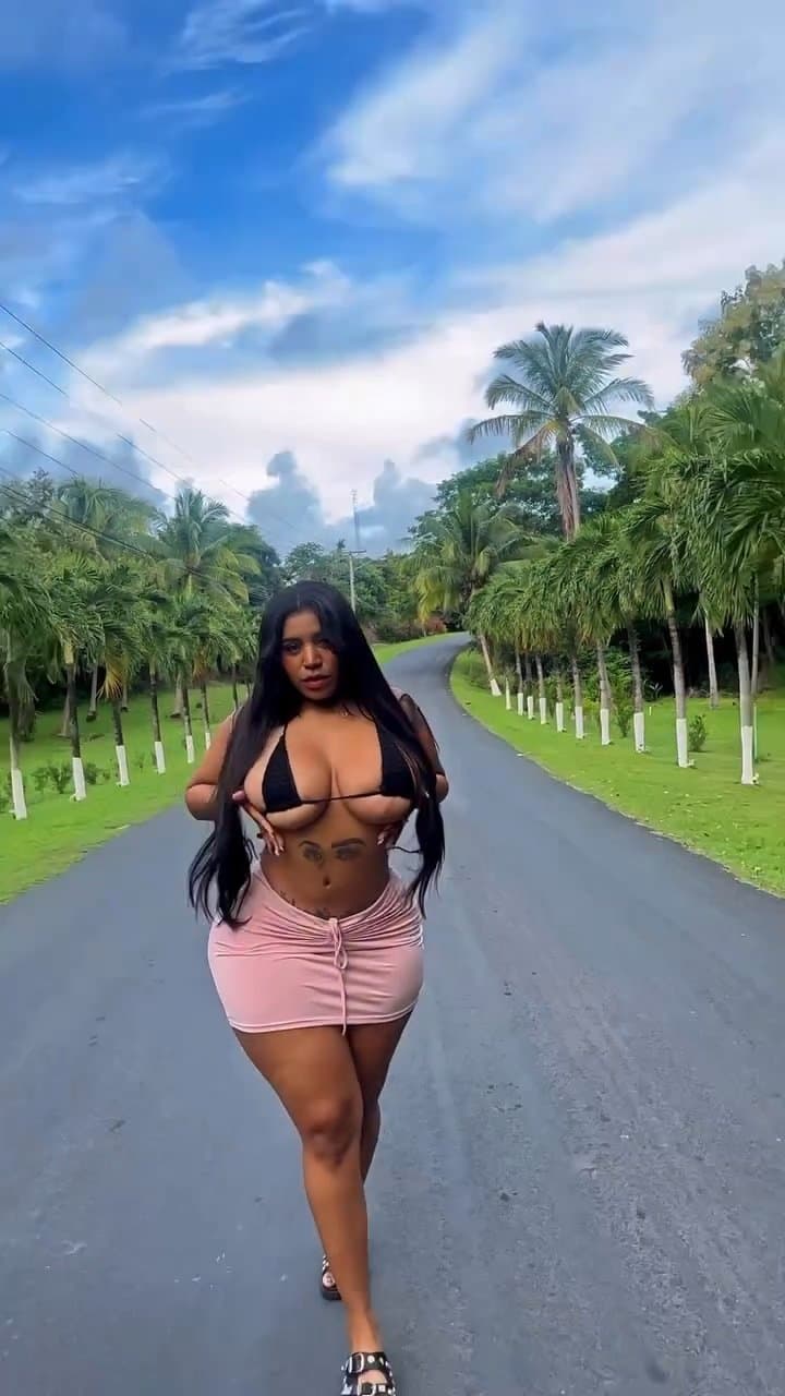 Amazon Big Booty Bit Tits Dominican