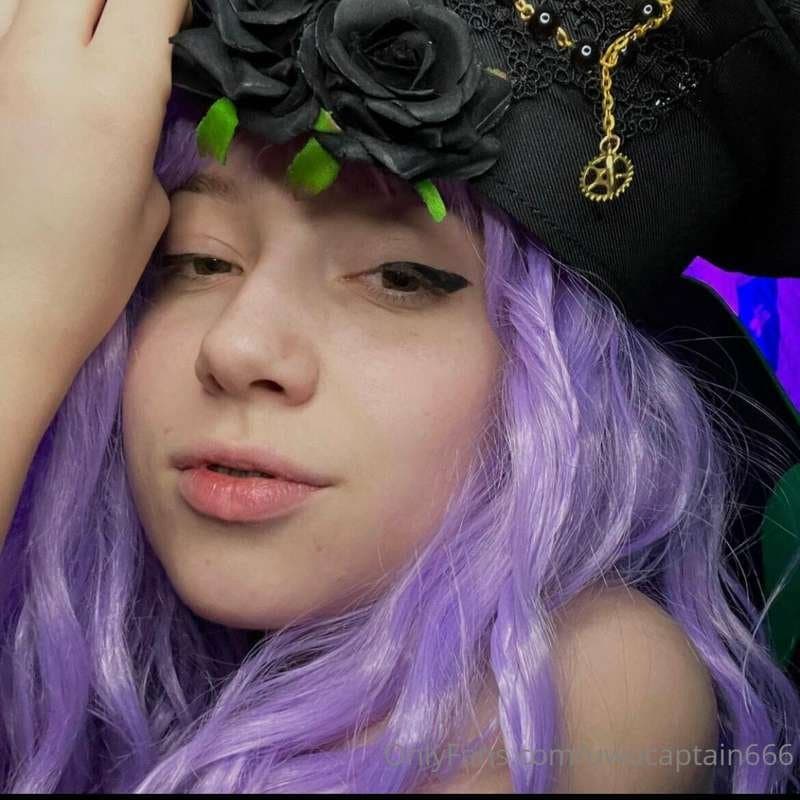 Uwucaptain666 pics that make ur dong explode (3)