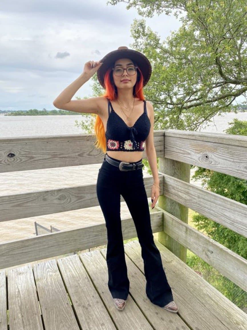 Click to view full size NRI Rich Horny Beautiful Naughty Wife Homemade Full Nude Dress Strip