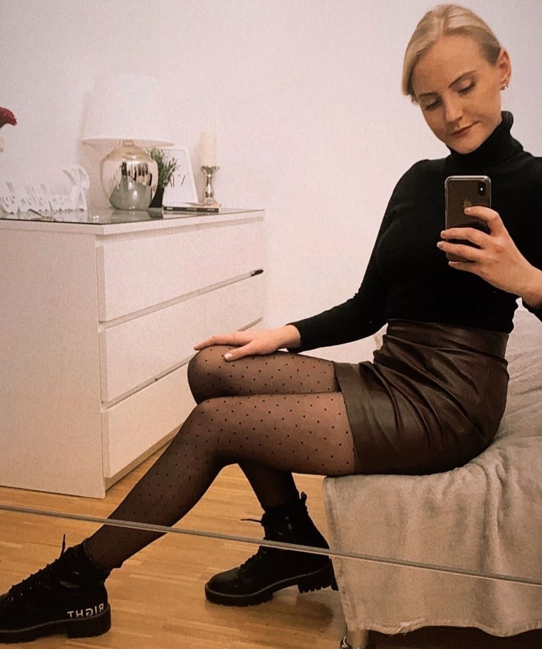 best handjob ever cheating gf giving a handjob for boyfriends best friend