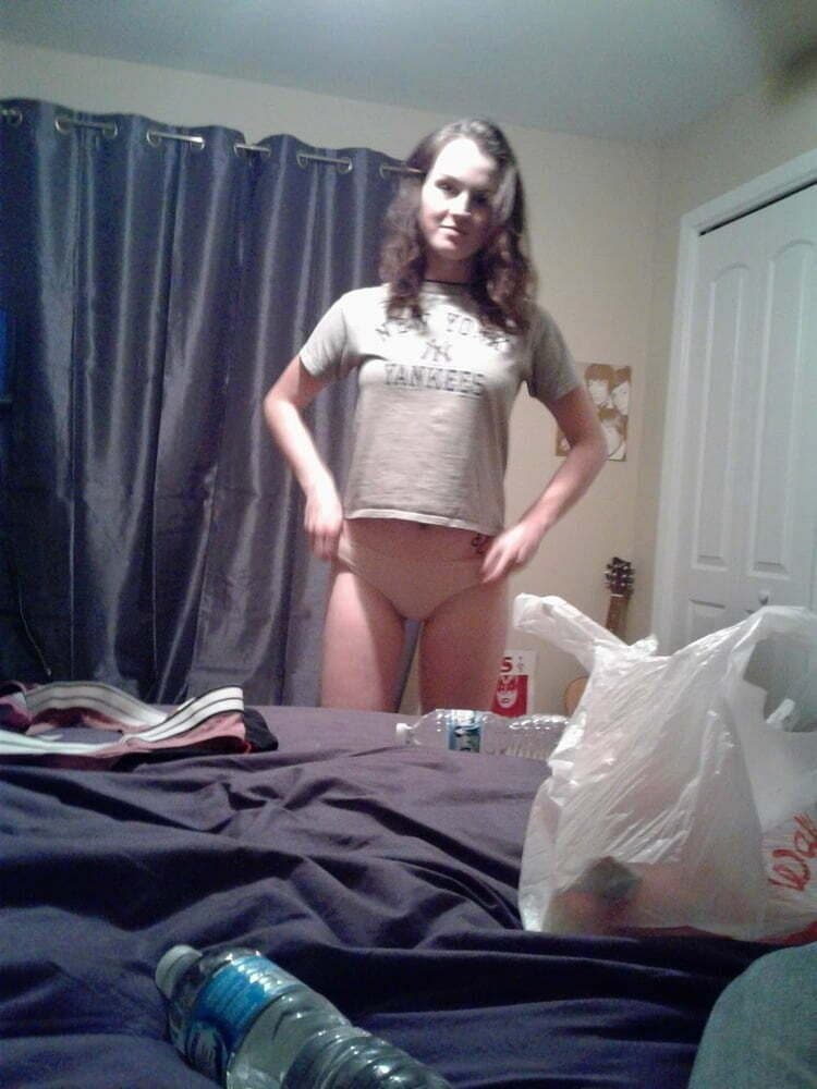 Click to view full size OTD Slut Fully Nude