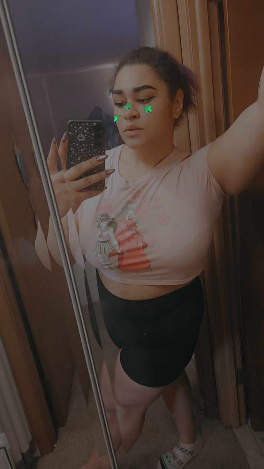 Kik jamesthele2 for my girl. From ohio. If you are too then definitely tell