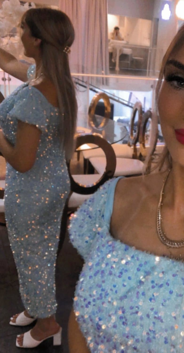 I am sexy beauty teen 24 years hot mom teen put your dik on my albums I show more send privé