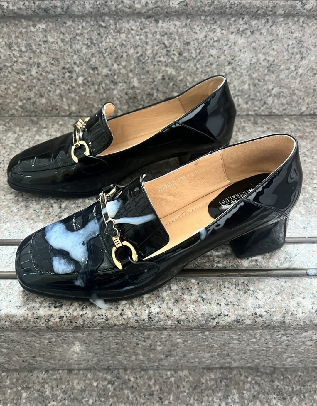 Click to view full size Chinese feet / socks / shoes.