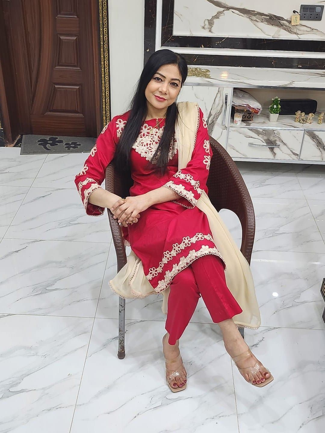 Saima Pakistani wife leaked