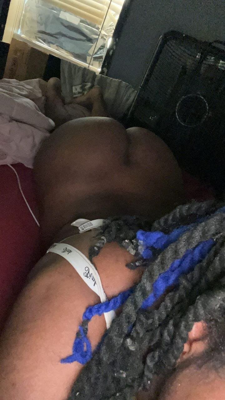 thick ebony girlfriend shared blacked