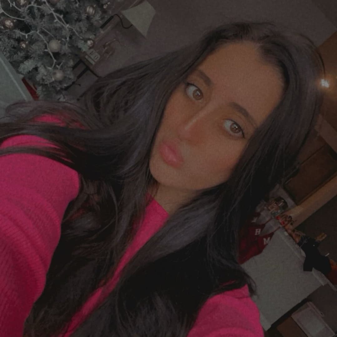 Disclosure #271: Camgirl college experience