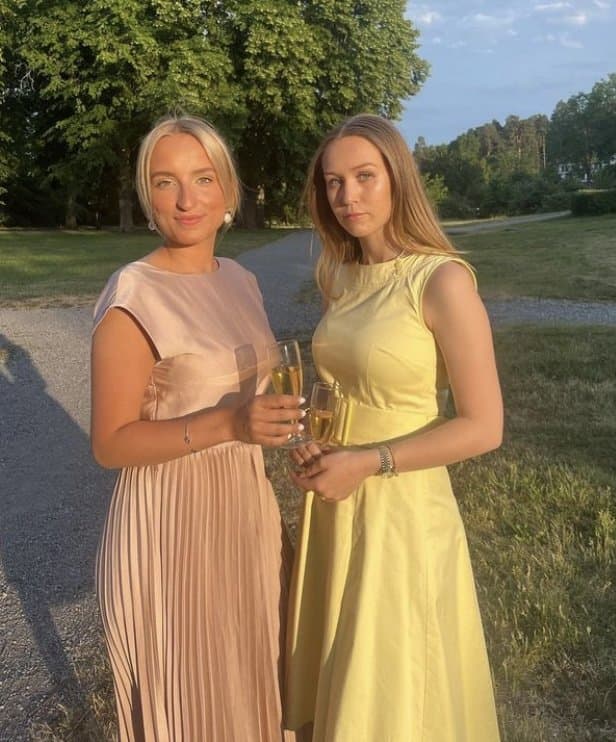 Swedish Denice, 21 Built to take only the biggest of dicks