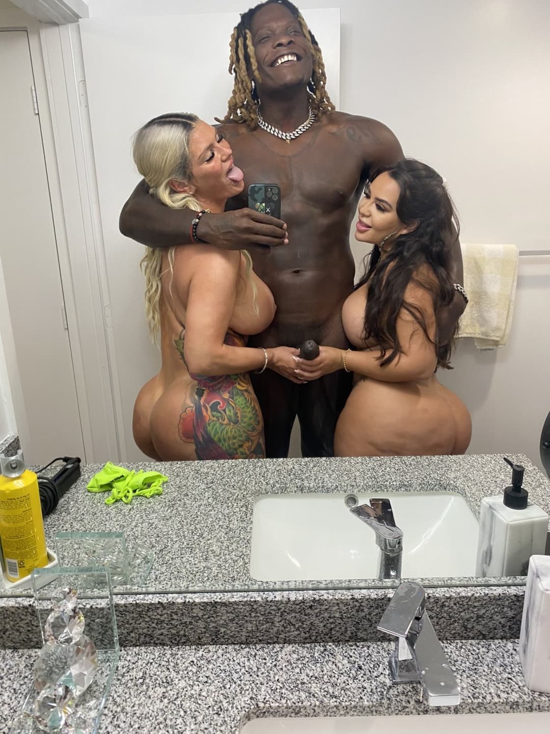 Click to view full size LOUIE AKA DA REAL HAITIAN BREEDING BULL