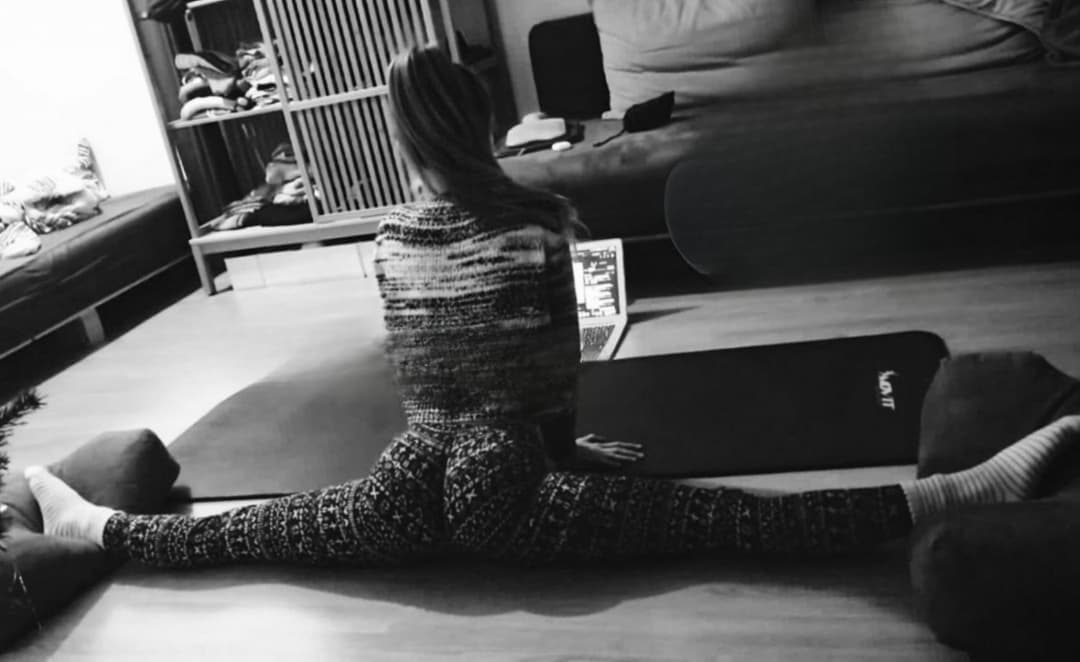 Flexible Teen Subreddit r/FlexiHexiSub