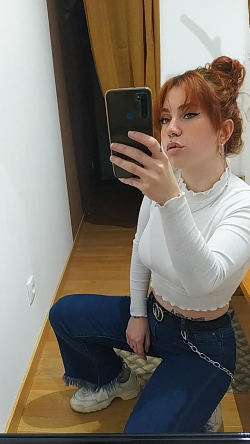 Please someone blast my sister in cum ?